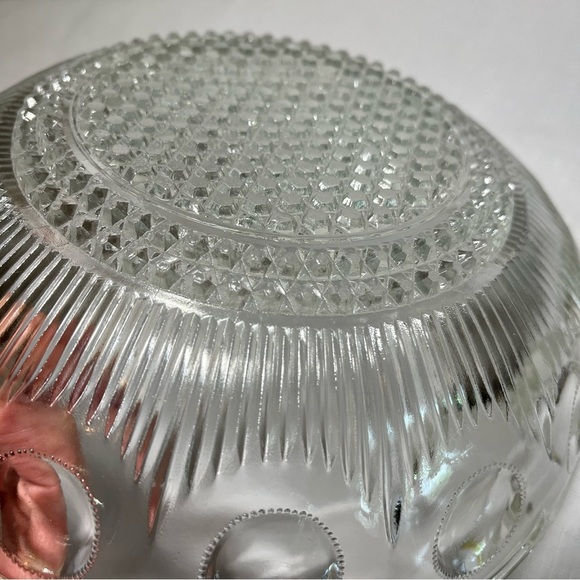 Antique Bartlett Collins Manhattan Glass Berry or Salad Serving Bowl. - Picture 5 of 5